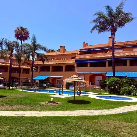 Coastal Retreat-sleeps 5 Sea View Pool & Parking Эстепона